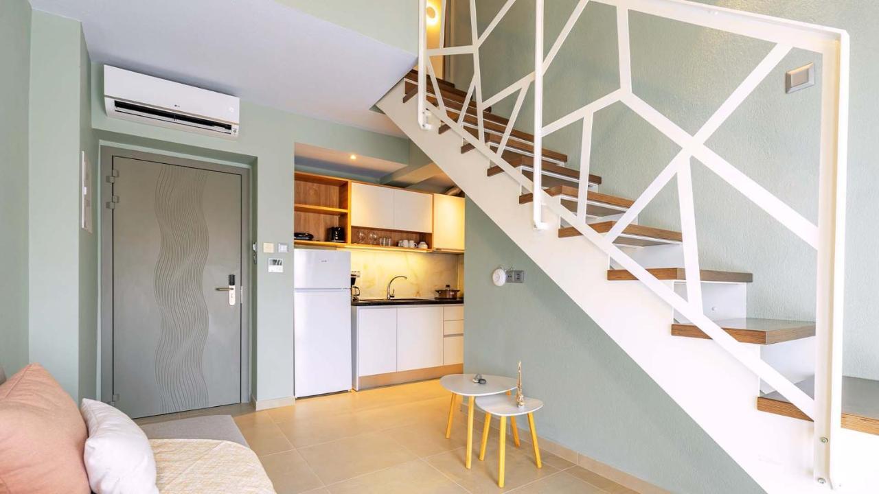 Estelle Family Luxury Apartments & Suites Gerakini Ngoại thất bức ảnh